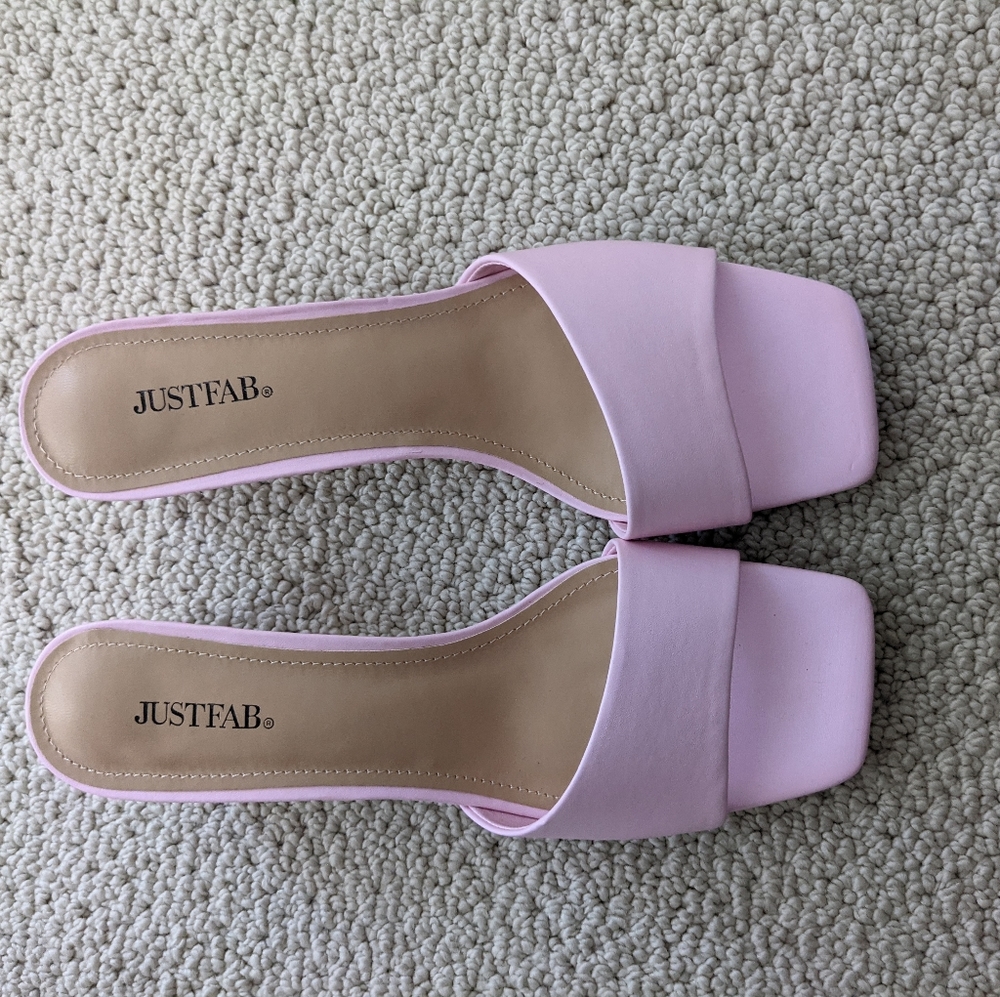 Baby-Pink Sandals